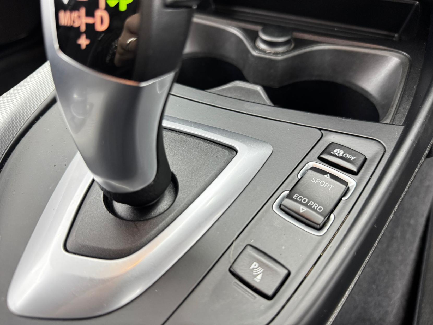 BMW 2 Series 2.0 220d M Sport Coupe 2dr Diesel Auto Euro 6 (s/s) (190 ps)